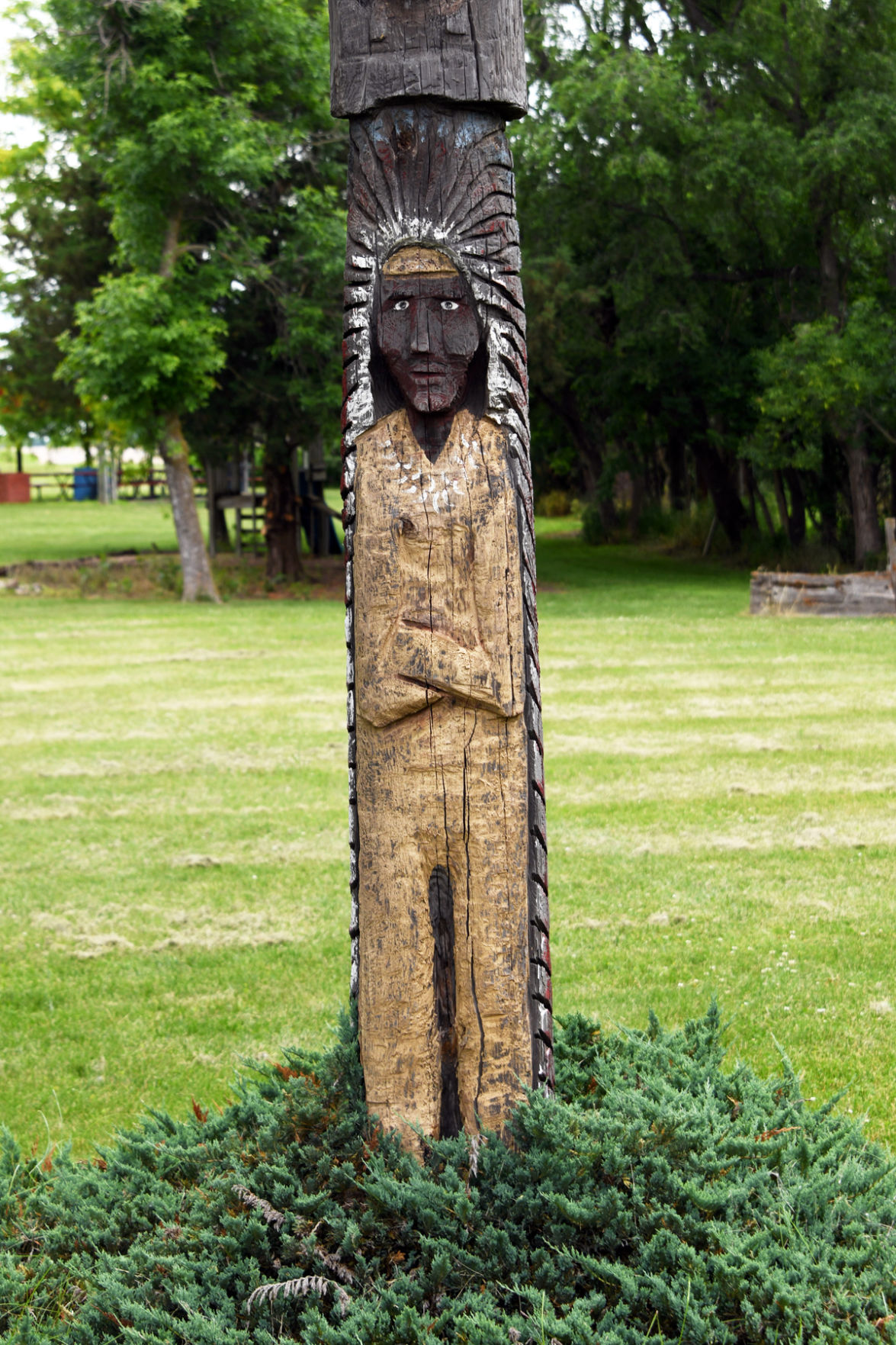151 Detail of totem pole in Winnetoon Park.JPG